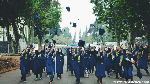 Mendaptkan Beasiswa Kuliah di ITB Dan Syarat Dan cara